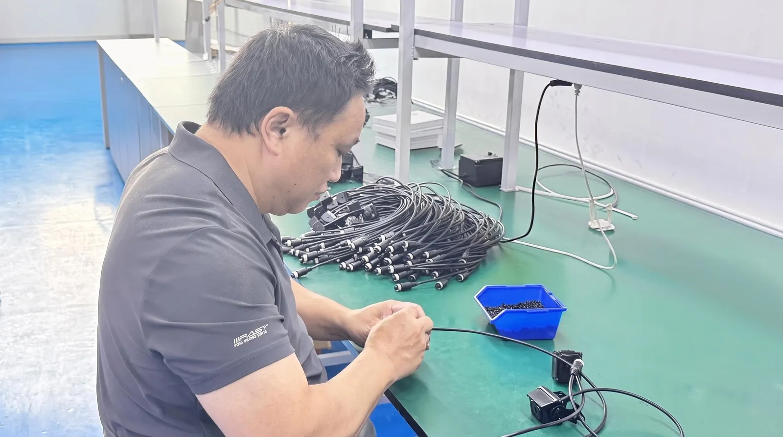 Cable processing at the YUNTOR factory